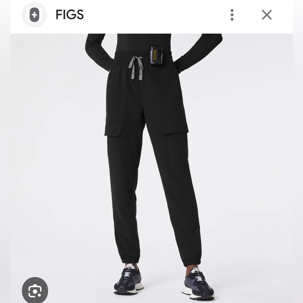 COPY - Figs scrub pant- Sierra black jogger - size S- Regular length
